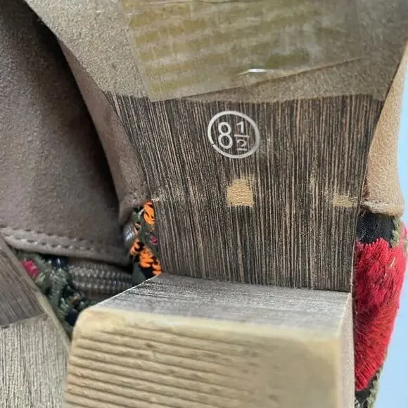 Tiara Mika-05 Floral & Paisley Embroidered Ankle Boots Size 8.5 - Picture 10 of 10